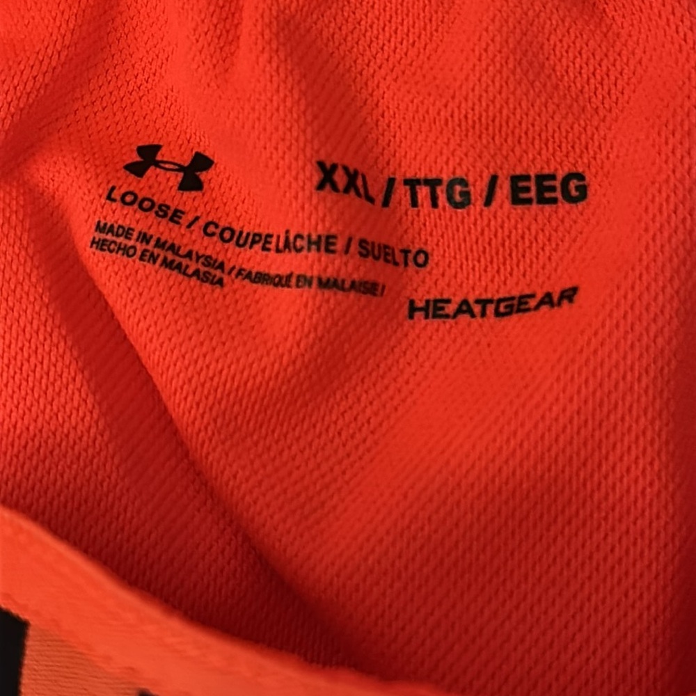 Under Armour Women's Orange Shorts with side pockets - Picture 7 of 7